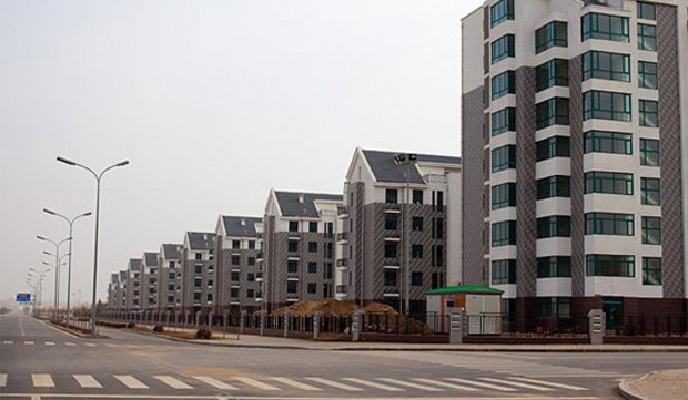 Thăm “thành phố ma” lớn nhất Trung Quốc ảnh 3