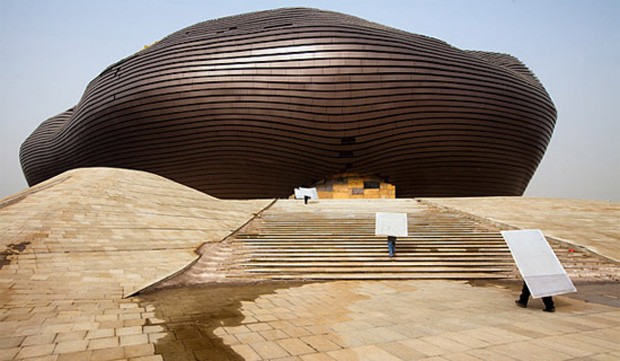 Thăm “thành phố ma” lớn nhất Trung Quốc ảnh 5