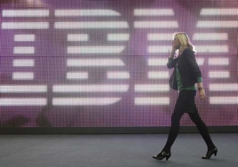 Những bóng hồng quyền lực trong các tập đoàn lớn ảnh 1