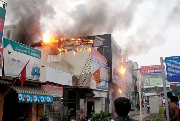 Cháy nhiều vẫn quên… bảo hiểm ảnh 1 Cháy nhiều vẫn quên… bảo hiểm ảnh 1