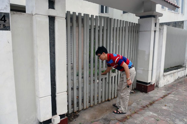 Hàng trăm biệt thự tại Khu đô thị Văn Phú bị bỏ hoang ảnh 9 Hàng trăm biệt thự tại Khu đô thị Văn Phú bị bỏ hoang ảnh 9