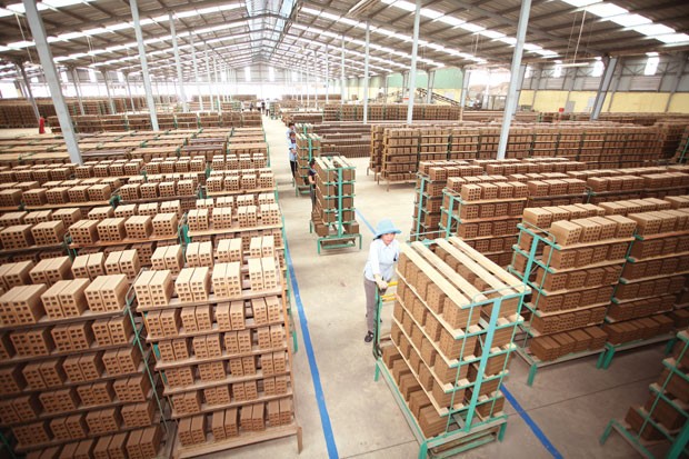 Doanh nghiệp vật liệu: Tắc đường to, dò ngõ nhỏ! ảnh 1