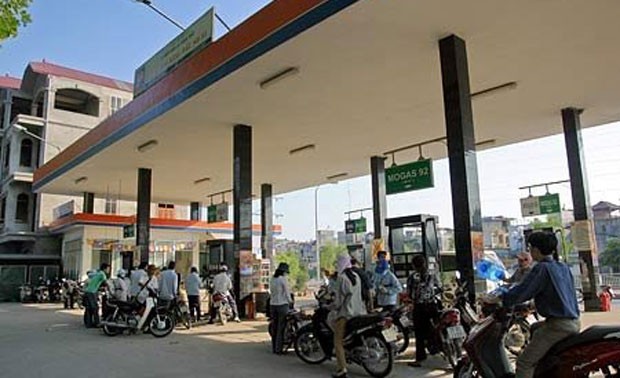 DN xăng dầu lại lãi hơn 1.000 đồng/lít ảnh 1