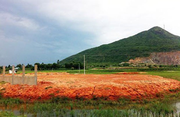 Vụ “đại gia” bán đất: Kịch bản dàn dựng quá công phu ảnh 1