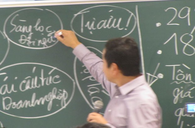 Chủ tịch FPT Trương Gia Bình: Tiền mặt là vua ảnh 2