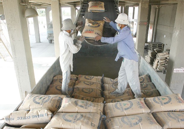Tiêu thụ xi măng tăng nhờ cầu ngoại ảnh 1