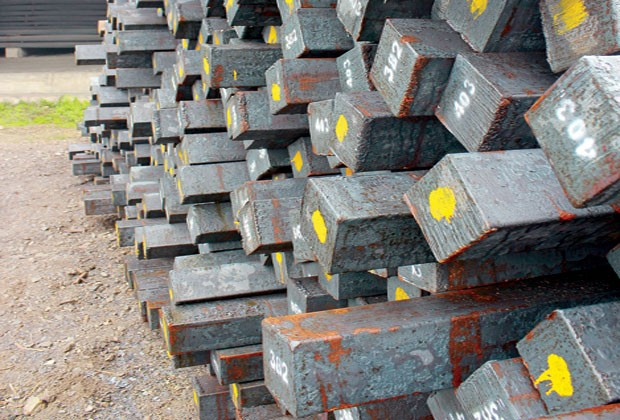 Nguyên liệu thép giảm giá mạnh: Khóc nhiều, cười ít  ảnh 1