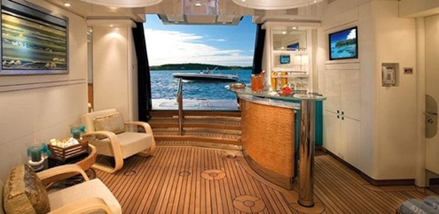 Du thuyền giá thuê hơn nửa triệu USD mỗi tuần ảnh 2