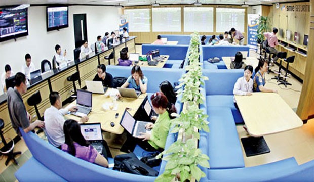 Tái cấu trúc CTCK: Sự lần lữa nguy hiểm ảnh 2