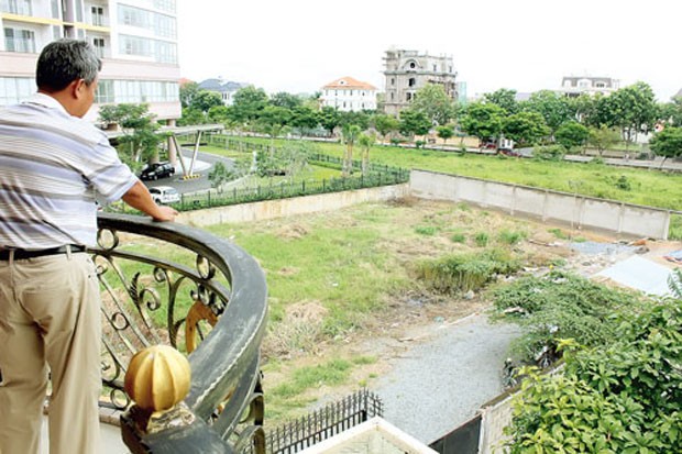 Hậu quả thả nổi việc chia lô bán nền ảnh 1