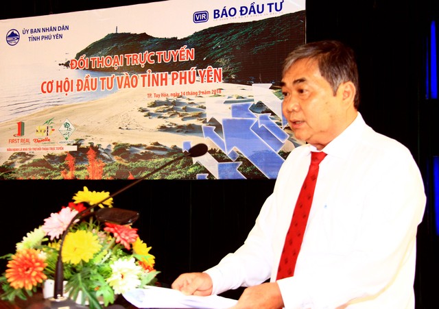 Ông Nguyễn Chí Hiến, Phó chủ tịch thường trực UBND tỉnh Phú Yên phát biểu khai mạc buổi giao lưu trực tuyến