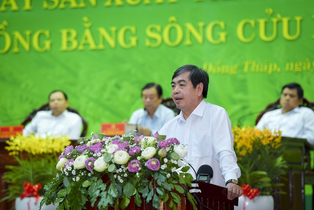 Ông Trịnh Ngọc Khánh – Chủ Tịch HĐTV Agribank phát biểu tại Hội nghị 