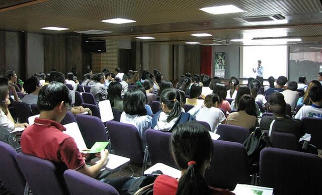 Sinh viên hào hứng trải nghiệm với đầu tư chứng khoán ảnh 3