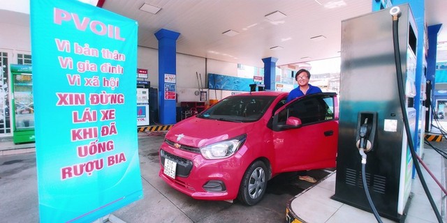 PVOIL kêu gọi “đừng lái xe khi đã uống rượu bia” ảnh 1