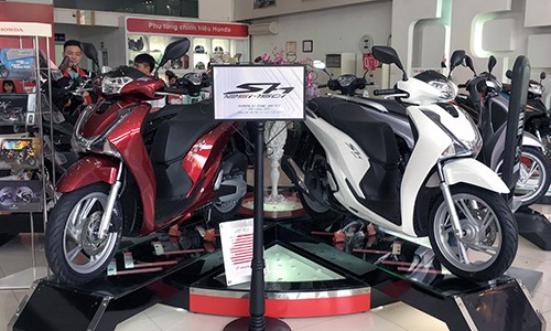 Honda SH 2017 chênh giá 12 triệu đồng ảnh 1