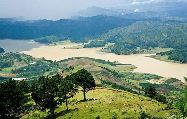 Những cao nguyên đẹp mê hồn ở Việt Nam ảnh 5