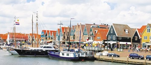 Những ngôi làng đẹp như cổ tích quanh Amsterdam ảnh 1
