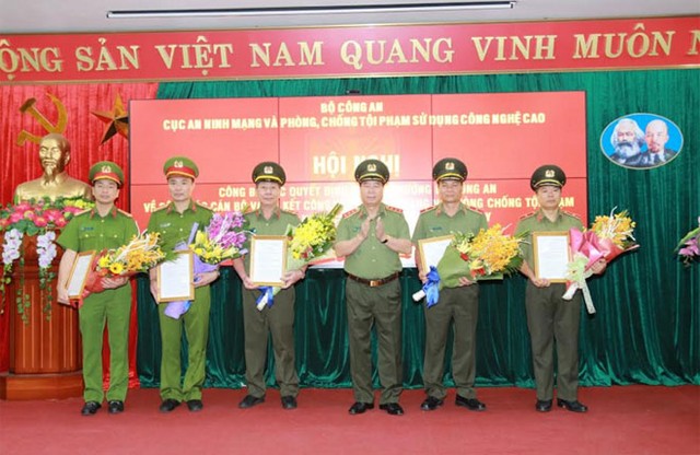 Thiếu tướng Nguyễn Minh Chính giữ chức vụ Cục trưởng Cục An ninh mạng và Phòng, chống tội phạm sử dụng công nghệ cao ảnh 1