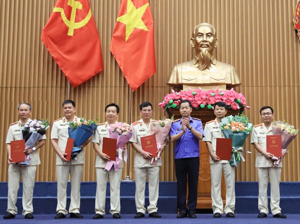 Bổ nhiệm nhân sự Bộ Tài nguyên và Môi trường, Viện Kiểm sát nhân dân tối cao ảnh 2