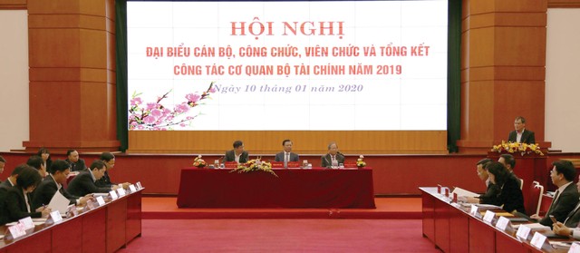 Làm lớn thị trường chứng khoán, việc của năm 2020 ảnh 1