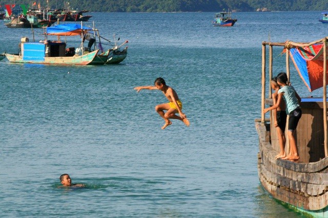 Biển Cô Tô - điểm đến hấp dẫn ẩn mình ở vùng Đông Bắc Tổ quốc ảnh 8