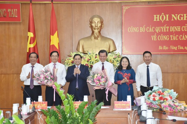 Bộ Chính trị điều động, phân công 2 Ủy viên Trung ương ảnh 1