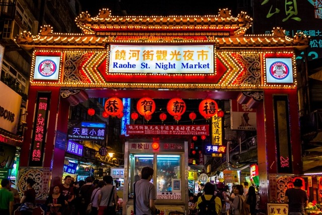 Chợ hoa Quảng Bá vào top điểm đón Tết Nguyên Đán đẹp nhất