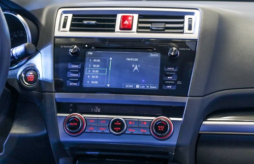 subaru-outback-suv-gia-dinh-gia-tu-1-7-ty-tai-viet-nam-page-2-5