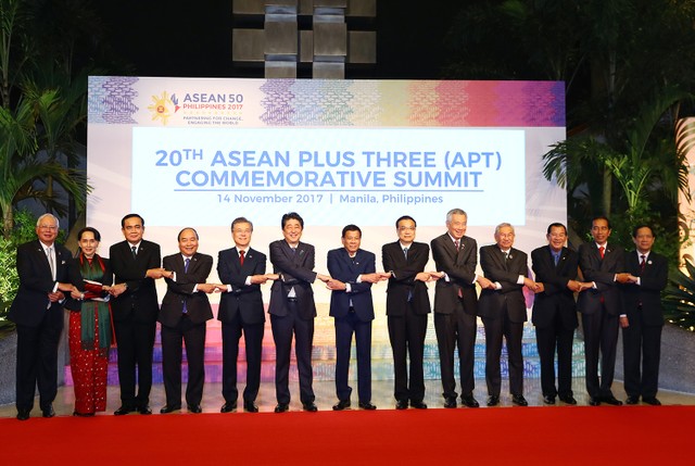 Thủ tướng Nguyễn Xuân Phúc kết thúc chuyến tham dự ASEAN-31 ảnh 1