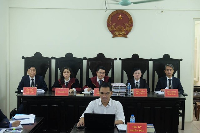 Cựu giám đốc Vietsovpetro lĩnh án 3 năm 6 tháng tù ảnh 1