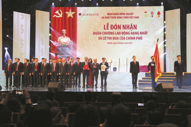 10 năm triển khai Nghị quyết 26 - NQ/TW: Khẳng định hiệu quả tín dụng ngân hàng ảnh 1
