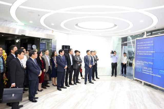 Phát triển ngân hàng số là nhu cầu tất yếu của các ngân hàng ảnh 1