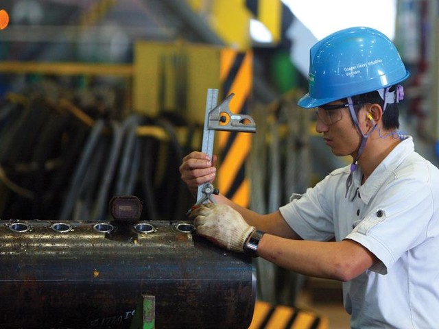 10 tháng, vốn FDI đã giải ngân được 14,2 tỷ USD, tăng 11,8% so với cùng kỳ ảnh 1