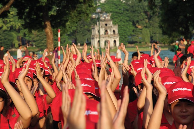 Bảo hiểm nhân thọ 2014: Phía sau tốc độ tăng trưởng cao ảnh 1