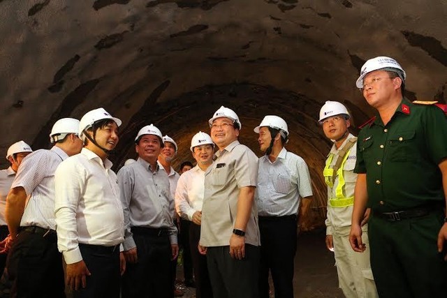 Phó thủ tướng Hoàng Trung Hải: Dự án Hầm Đèo Cả là mô hình mẫu cho hợp tác công tư ảnh 1