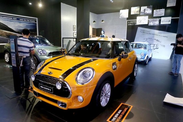 Điểm mặt anh tài tại Vietnam International Motor Show 2015 ảnh 4