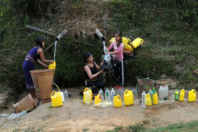 Những hình ảnh ấn tượng về nước và vệ sinh môi trường ảnh 12