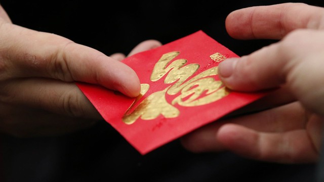 Phong bao lì xì Tết các nước: Hơn cả những đồng tiền may mắn ảnh 1