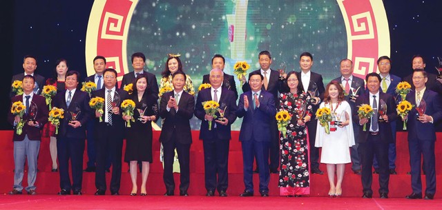 VietinBank: Top 10 doanh nghiệp có dịch vụ thương hiệu Việt xuất sắc ảnh 1