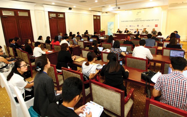 Những thông tin cần biết về Cuộc bình chọn Doanh nghiệp niêm yết 2018 ảnh 1