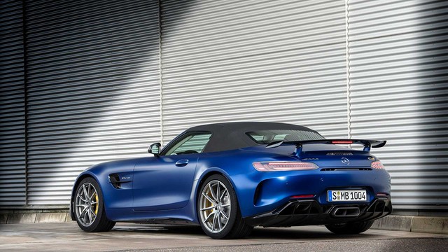 Mercedes-AMG GT R Roadster - mui trần 'hạng nặng' ra mắt ảnh 1