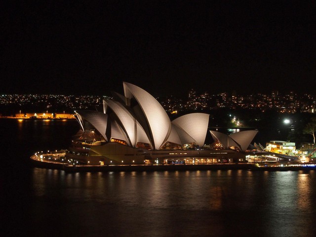 Sydney sẽ mất 16 tỷ USD mỗi năm nếu không phát triển kinh tế ban đêm ảnh 2