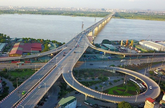 Thủ tướng: “Bám ngày, bám đêm” để triển khai cho được nhiệm vụ giải ngân vốn đầu tư công ảnh 2