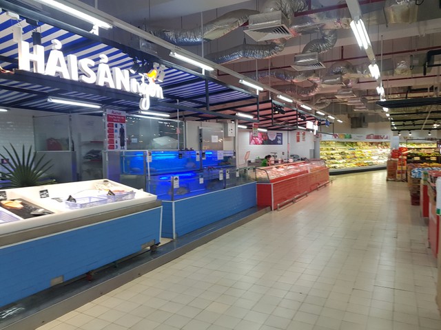 Thị trường bán lẻ, thấy gì từ việc tháo chạy của Auchan? ảnh 1