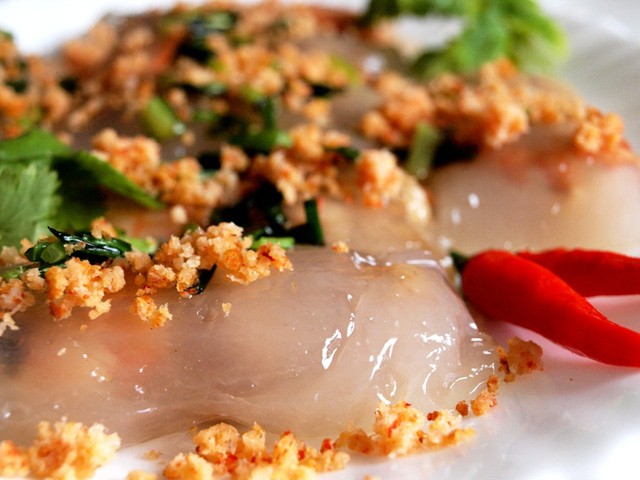 Khám phá thế giới đồ ăn vặt bên bến Ninh Kiều ảnh 5