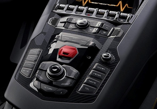 Lamborghini Aventador S đầu tiên tại Việt Nam có giá hơn 45 tỷ đồng ảnh 7