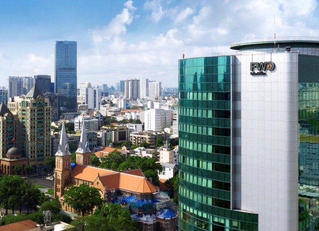 Vietcombank và FWD chính thức triển khai phân phối bảo hiểm qua ngân hàng ảnh 1