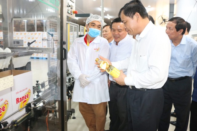 Bất ngờ dưỡng chất từ cá được đưa vào dầu ăn ảnh 1
