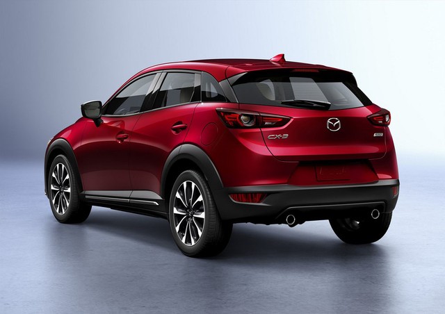 Mazda CX-3 tăng kích thước, đối đầu Honda HR-V ảnh 1