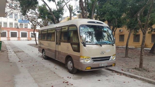 Thuê xe đi lễ đầu năm: Khan xe, đội giá ảnh 1
